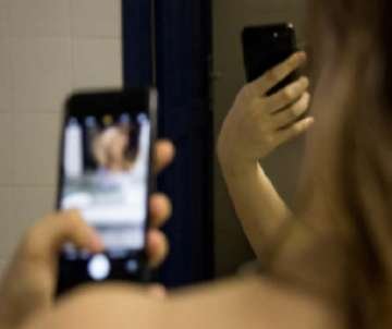 divulgar fotos intimas e crime